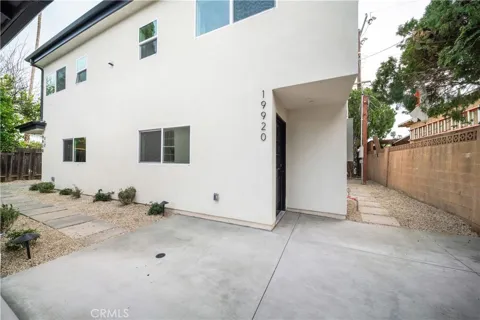 19920 Kittridge Street