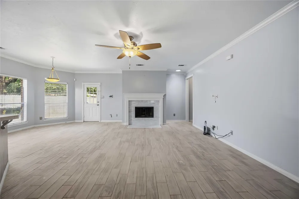 807 Fairpark Lane Sugar Land, TX 77479