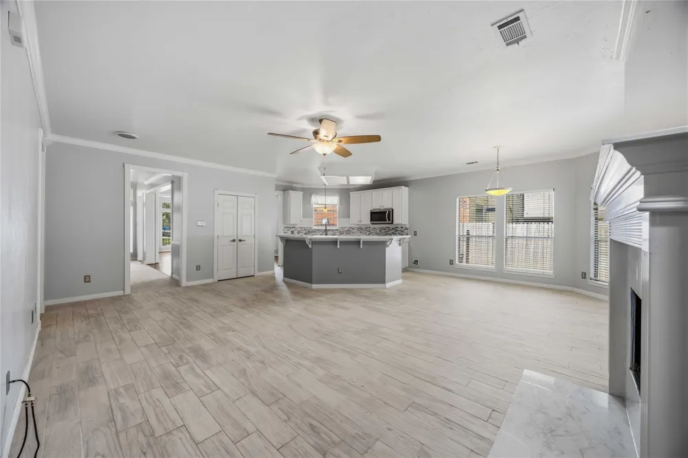807 Fairpark Lane Sugar Land, TX 77479