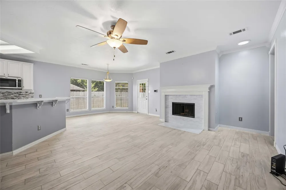 807 Fairpark Lane Sugar Land, TX 77479