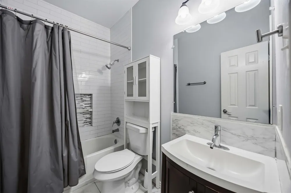807 Fairpark Lane Sugar Land, TX 77479