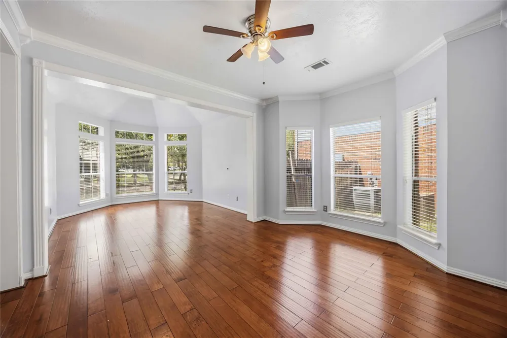 807 Fairpark Lane Sugar Land, TX 77479