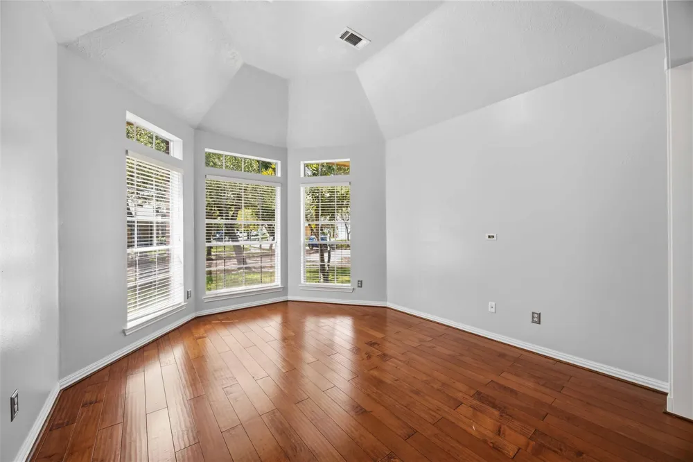 807 Fairpark Lane Sugar Land, TX 77479