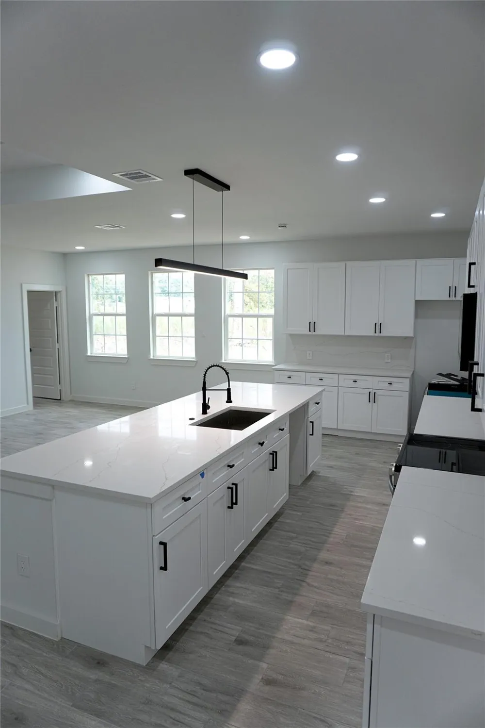 602 Road 5201 Cleveland, TX 77327