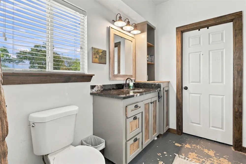 1792 Stockold Road Sealy, TX 77474