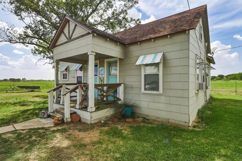 1792 Stockold Road Sealy, TX 77474