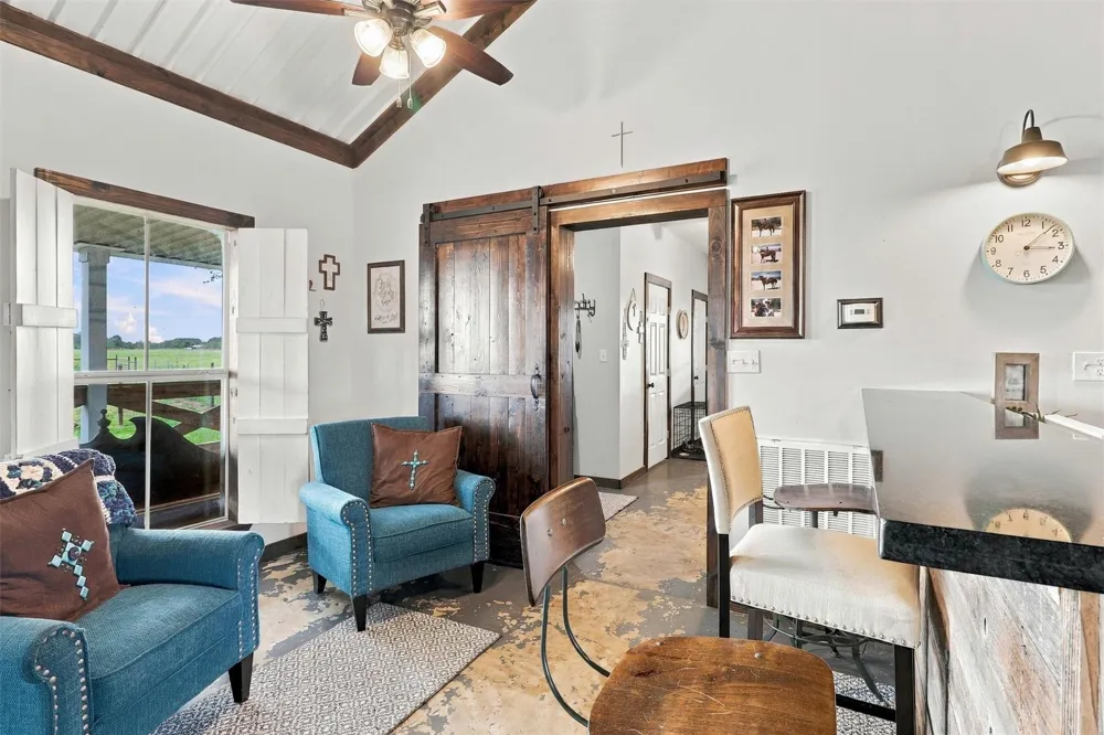 1792 Stockold Road Sealy, TX 77474