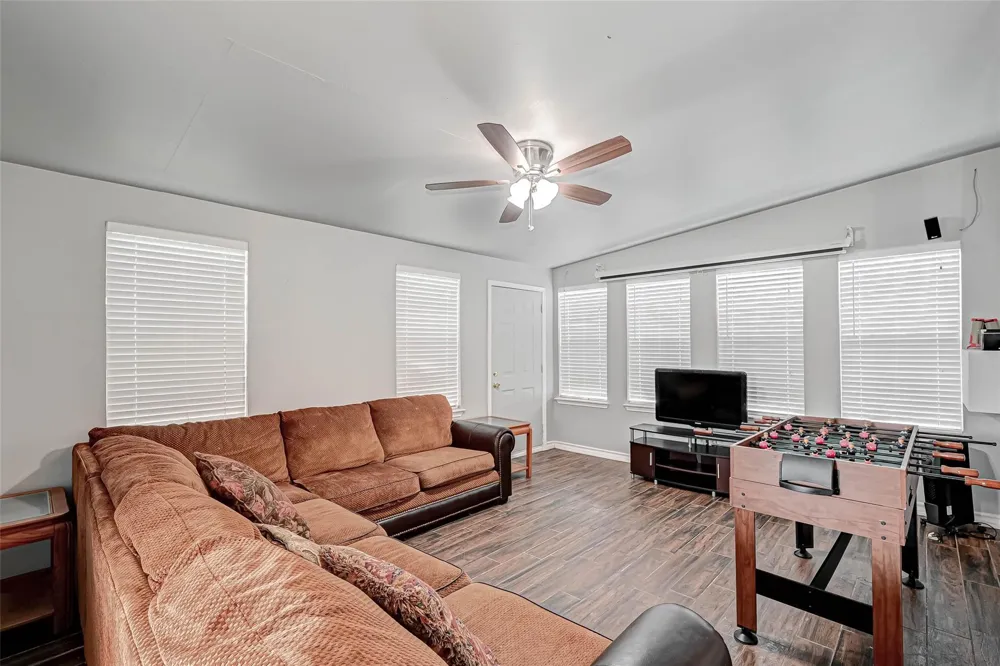 5514 Saddle Bred Drive Houston, TX 77084
