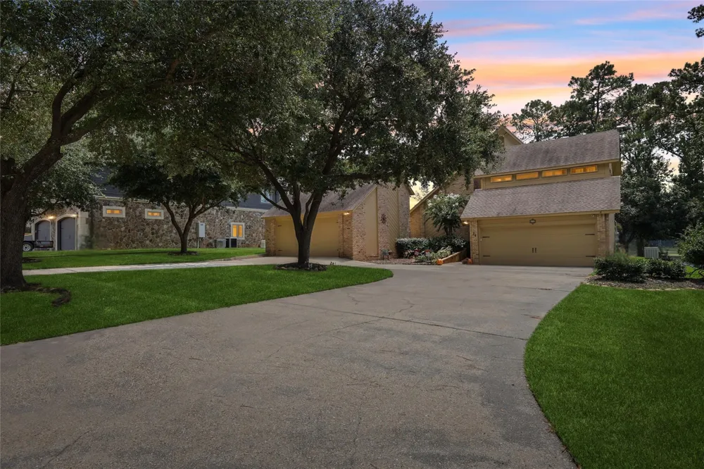 751 Lakeshore Drive Brookeland, TX 75931