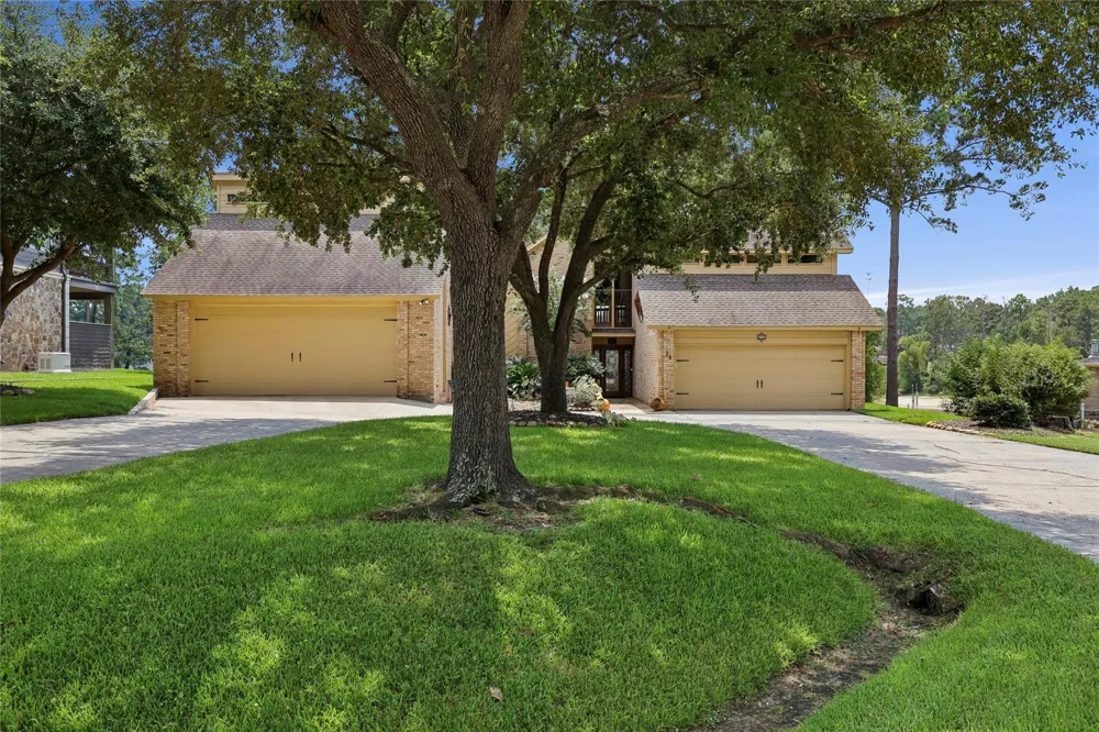 751 Lakeshore Drive Brookeland, TX 75931