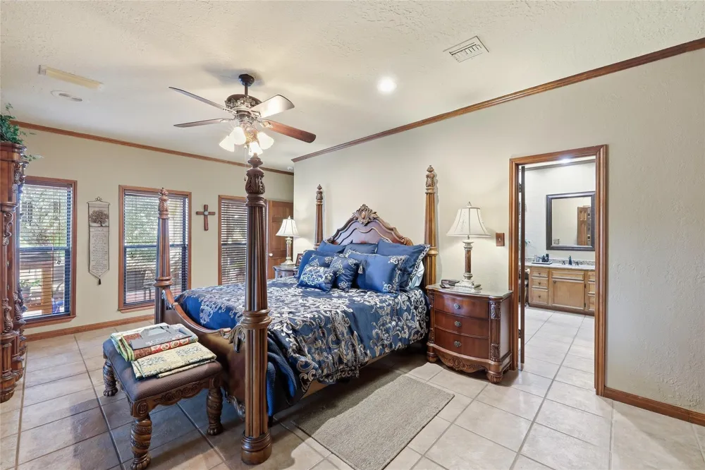 751 Lakeshore Drive Brookeland, TX 75931