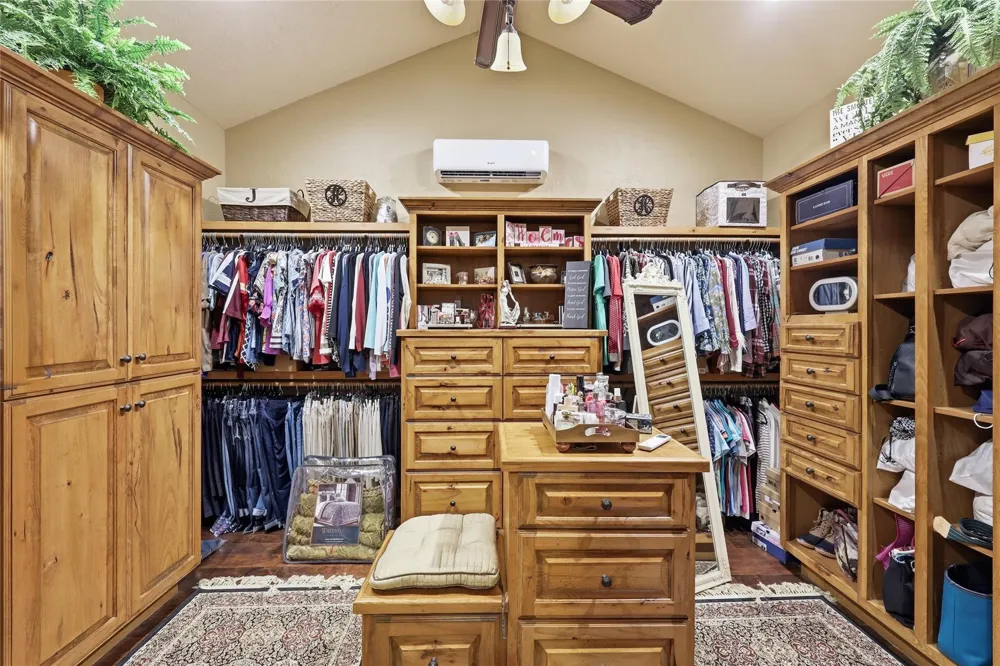 751 Lakeshore Drive Brookeland, TX 75931