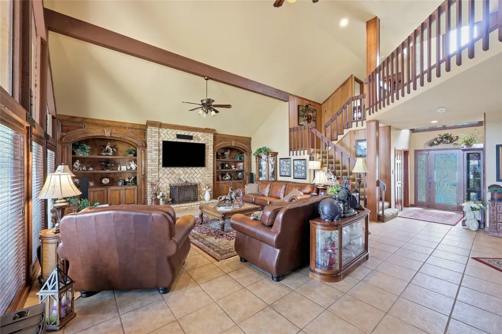 751 Lakeshore Drive Brookeland, TX 75931