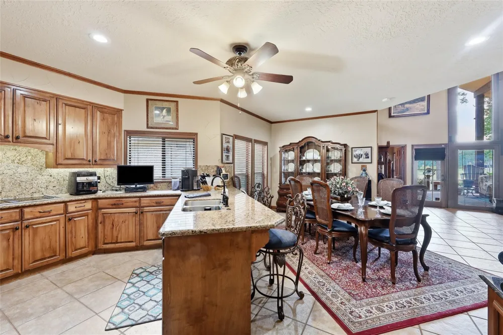 751 Lakeshore Drive Brookeland, TX 75931