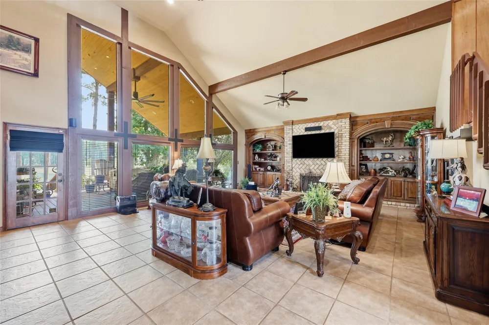 751 Lakeshore Drive Brookeland, TX 75931