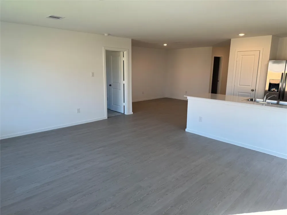 2527 Night Emerald Drive Rosharon, TX 77583