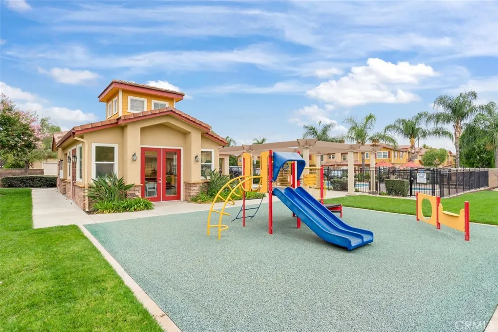 1510 Orange Avenue #507 Redlands, CA 92373