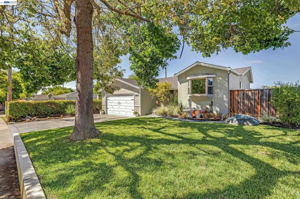 33027 Palmetto Drive Union City, CA 94587