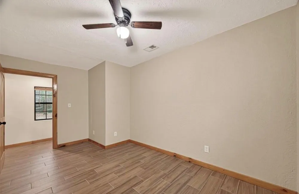 588 County Road 2307 Cleveland, TX 77327