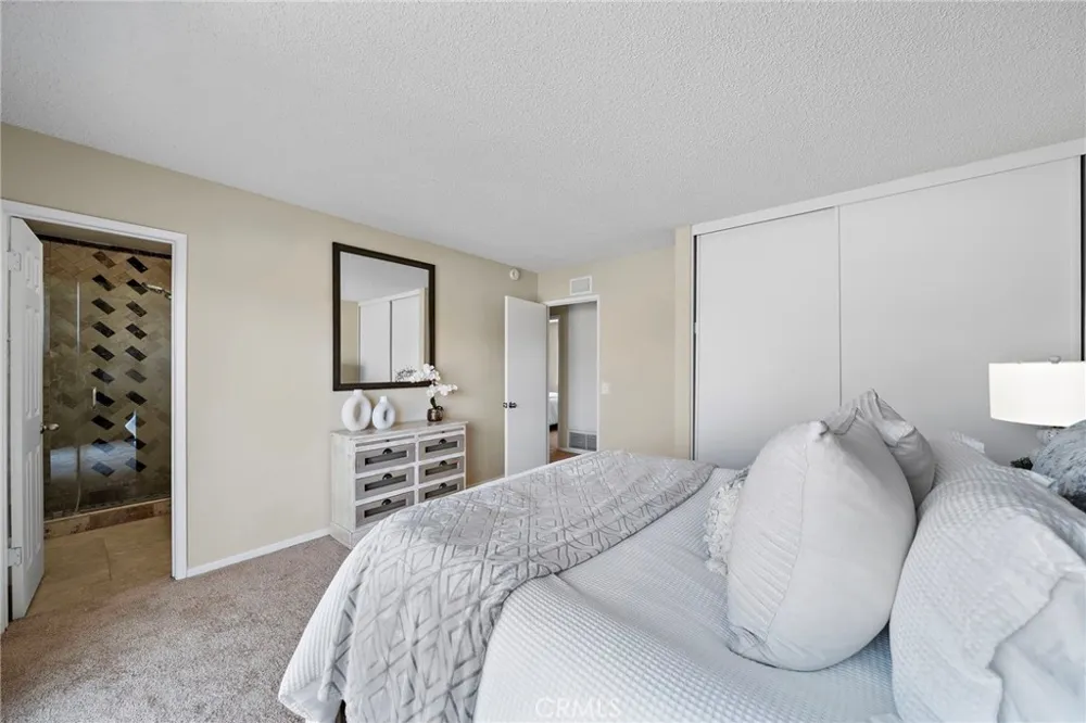 9404 El Blanco Fountain Valley, CA 92708