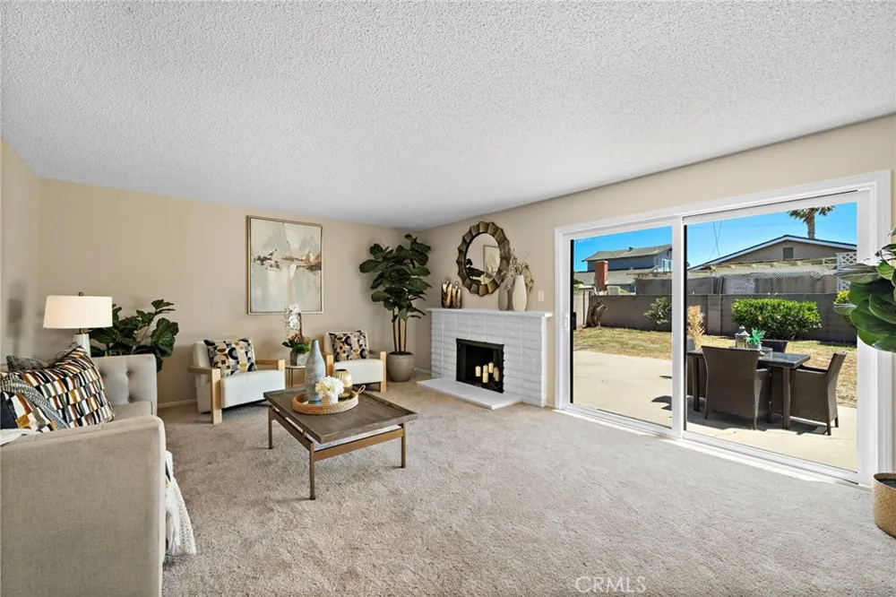 9404 El Blanco Fountain Valley, CA 92708