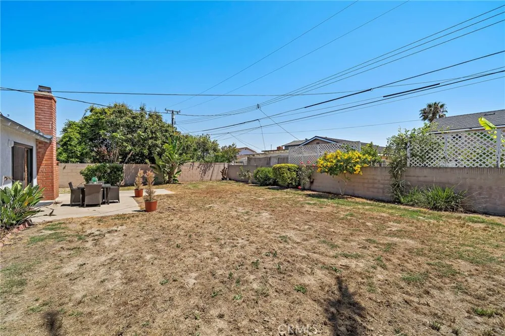 9404 El Blanco Fountain Valley, CA 92708