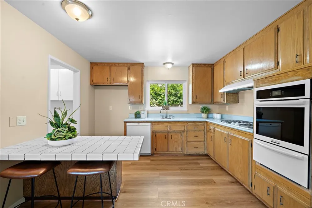 9404 El Blanco Fountain Valley, CA 92708