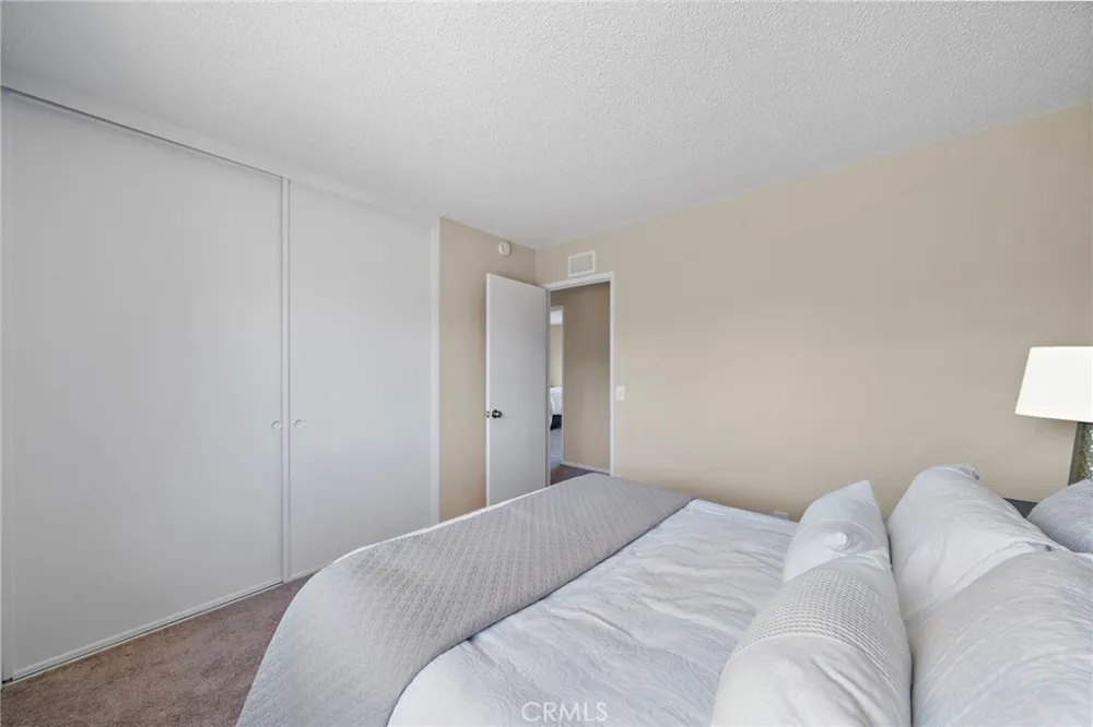 9404 El Blanco Fountain Valley, CA 92708