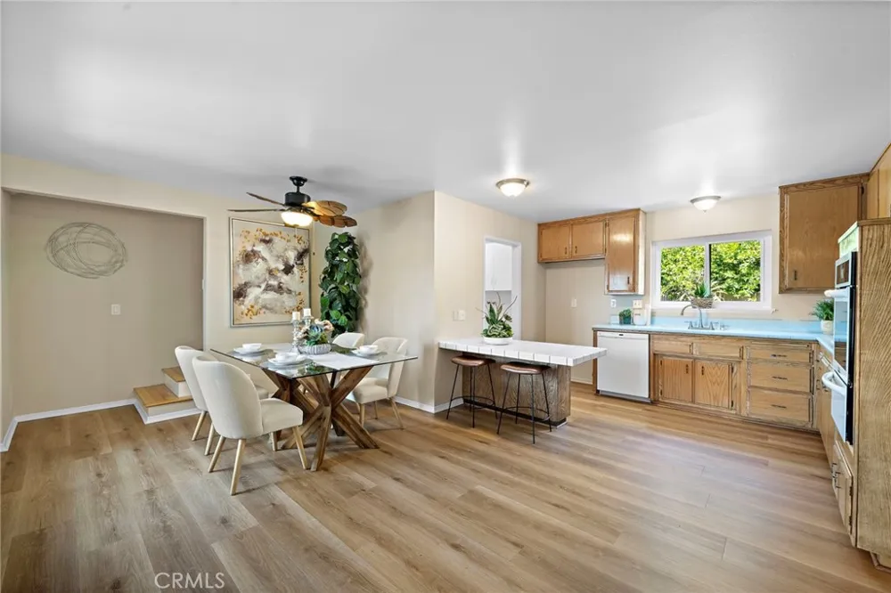 9404 El Blanco Fountain Valley, CA 92708