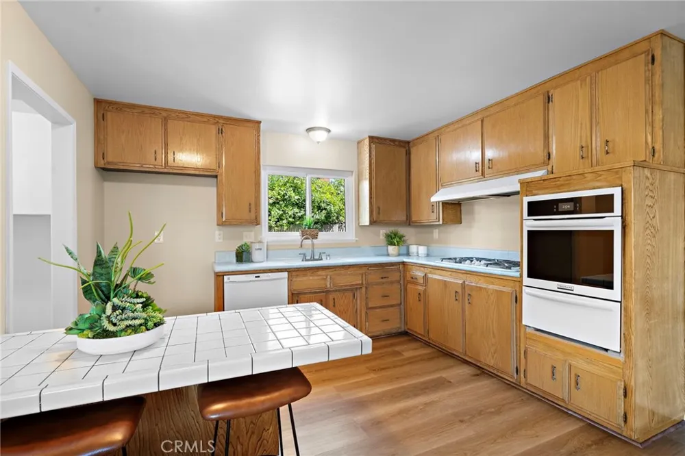 9404 El Blanco Fountain Valley, CA 92708