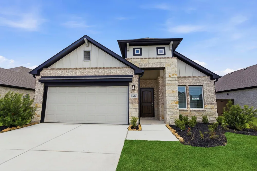 13318 Hayden Peak Drive Iowa Colony, TX 77583