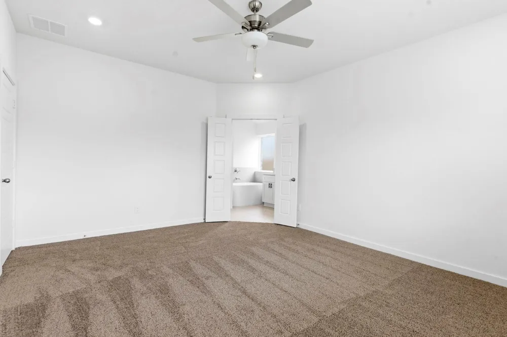 13318 Hayden Peak Drive Iowa Colony, TX 77583