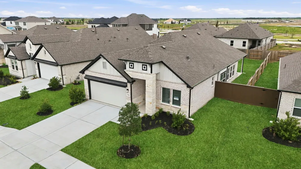 13318 Hayden Peak Drive Iowa Colony, TX 77583