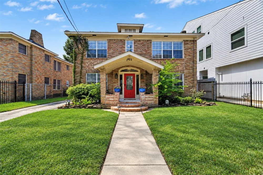 1822 Rosedale Street #A Houston, TX 77004