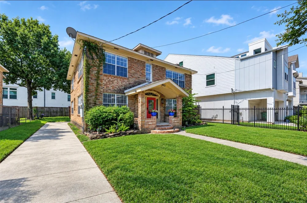 1822 Rosedale Street #A Houston, TX 77004