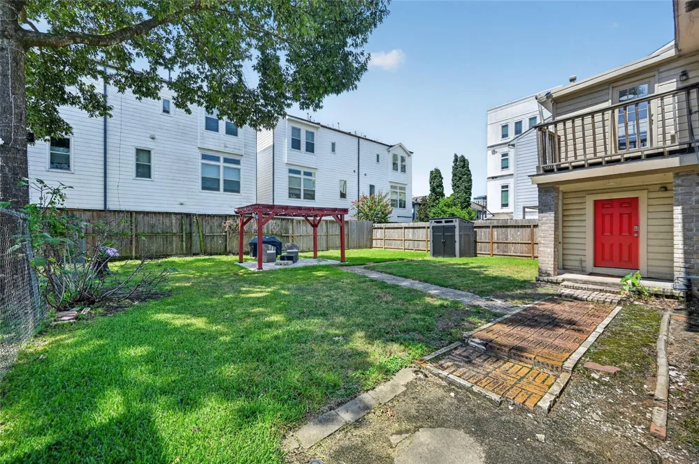 1822 Rosedale Street #A Houston, TX 77004