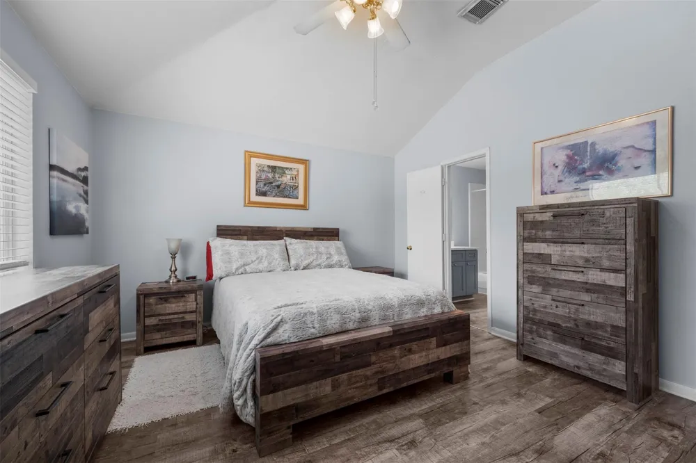 10614 Twin Circles Drive Montgomery, TX 77356