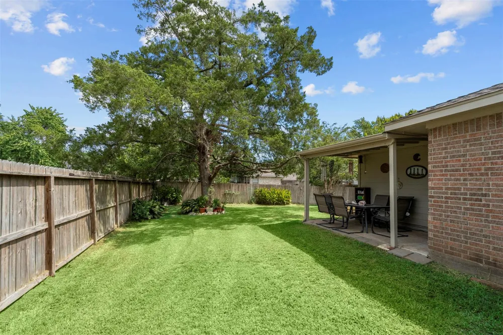 10614 Twin Circles Drive Montgomery, TX 77356