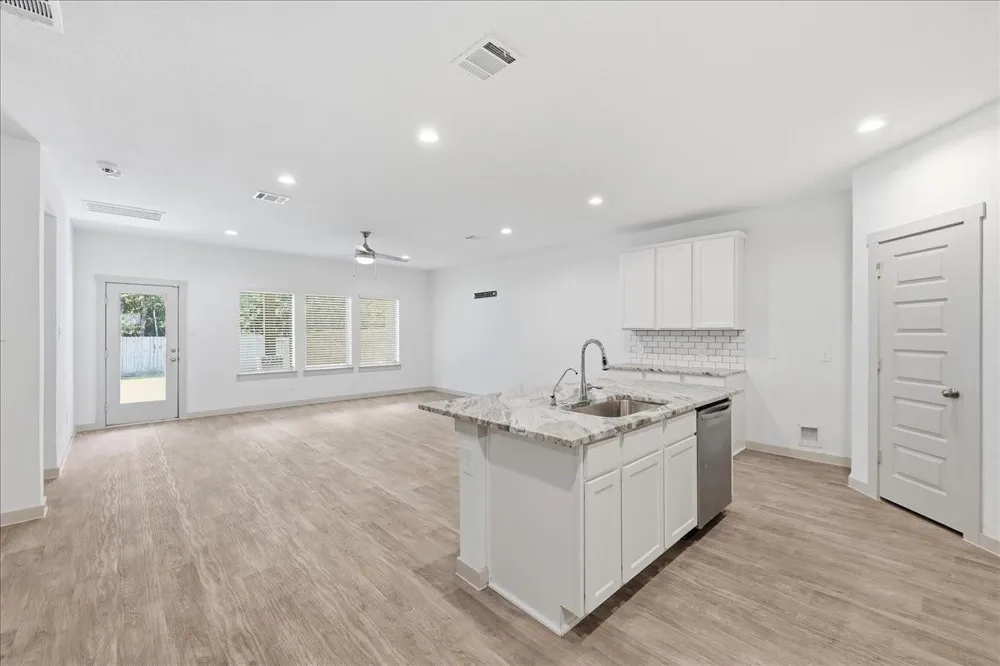 115 Little Spring Court Anahuac, TX 77514