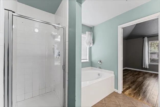 13438 Yaupon Holly Lane Houston, TX 77044
