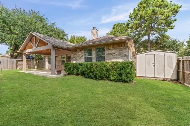 13438 Yaupon Holly Lane Houston, TX 77044