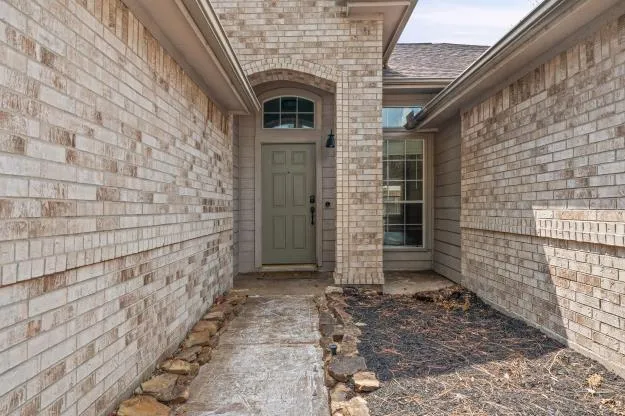 13438 Yaupon Holly Lane Houston, TX 77044