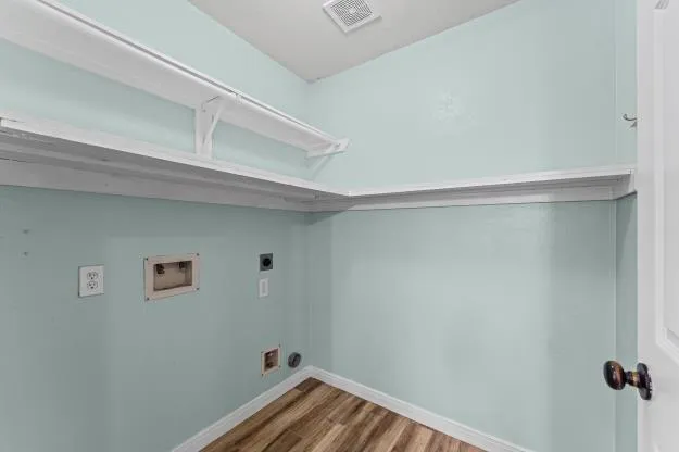13438 Yaupon Holly Lane Houston, TX 77044