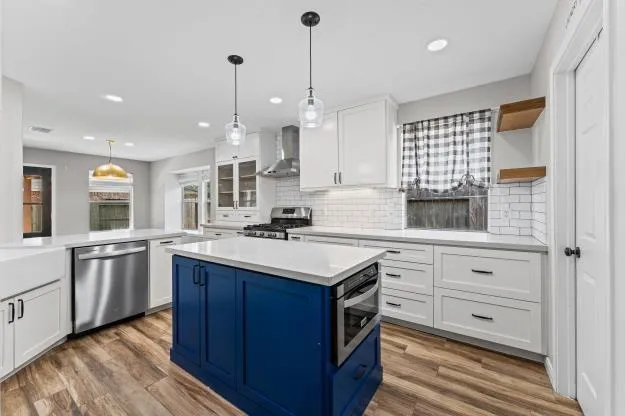 13438 Yaupon Holly Lane Houston, TX 77044