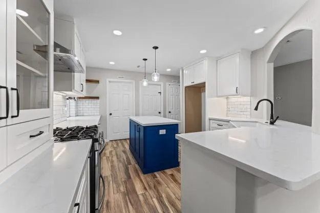 13438 Yaupon Holly Lane Houston, TX 77044