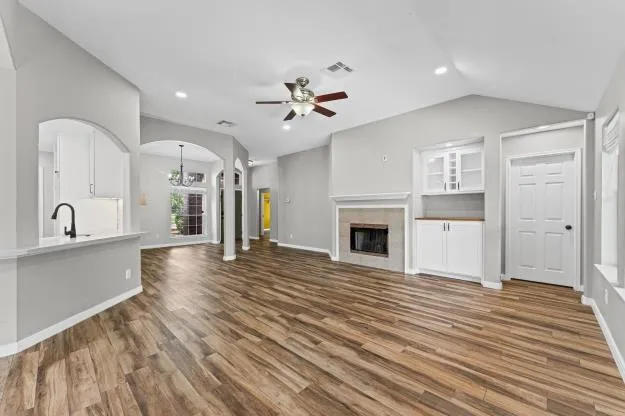 13438 Yaupon Holly Lane Houston, TX 77044