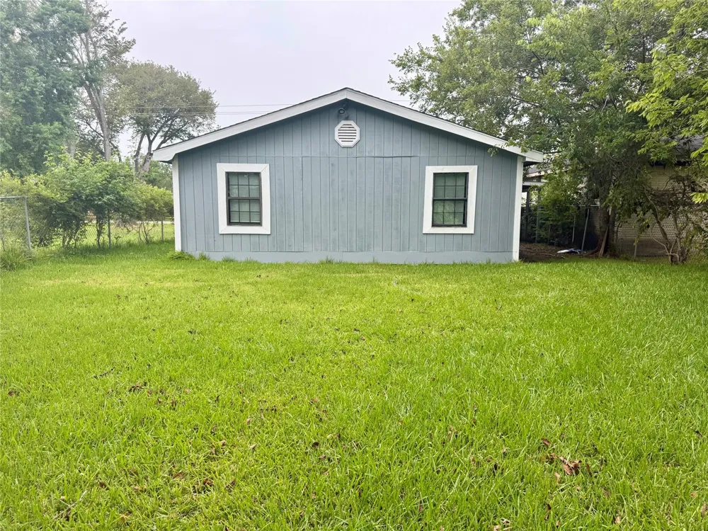 6905 Speaker Street Hitchcock, TX 77563