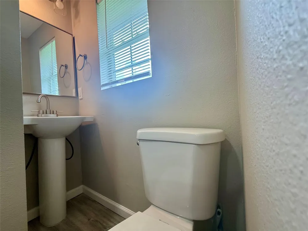 6905 Speaker Street Hitchcock, TX 77563