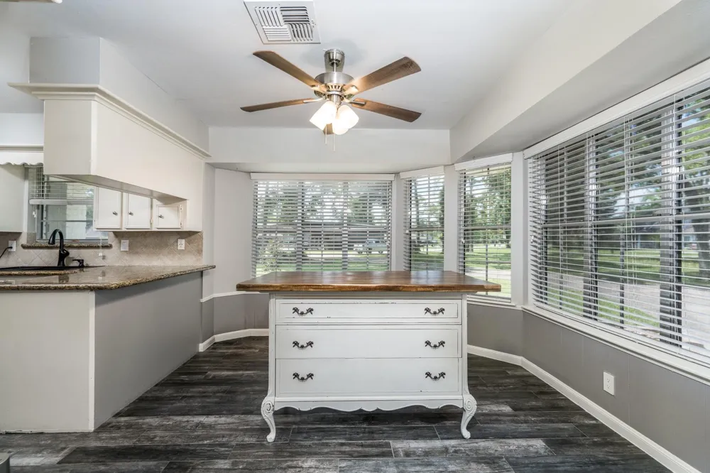 1506 Running Bear Trail Crosby, TX 77532