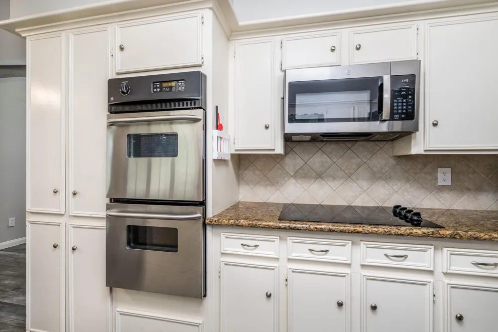 1506 Running Bear Trail Crosby, TX 77532